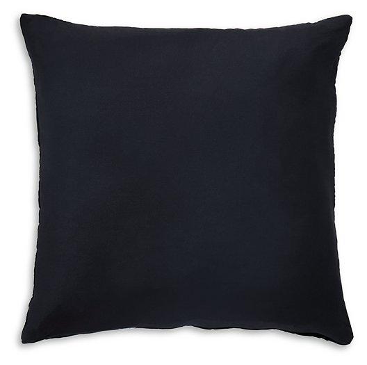 Darleigh Pillow