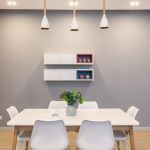 what colour walls go with wooden furniture